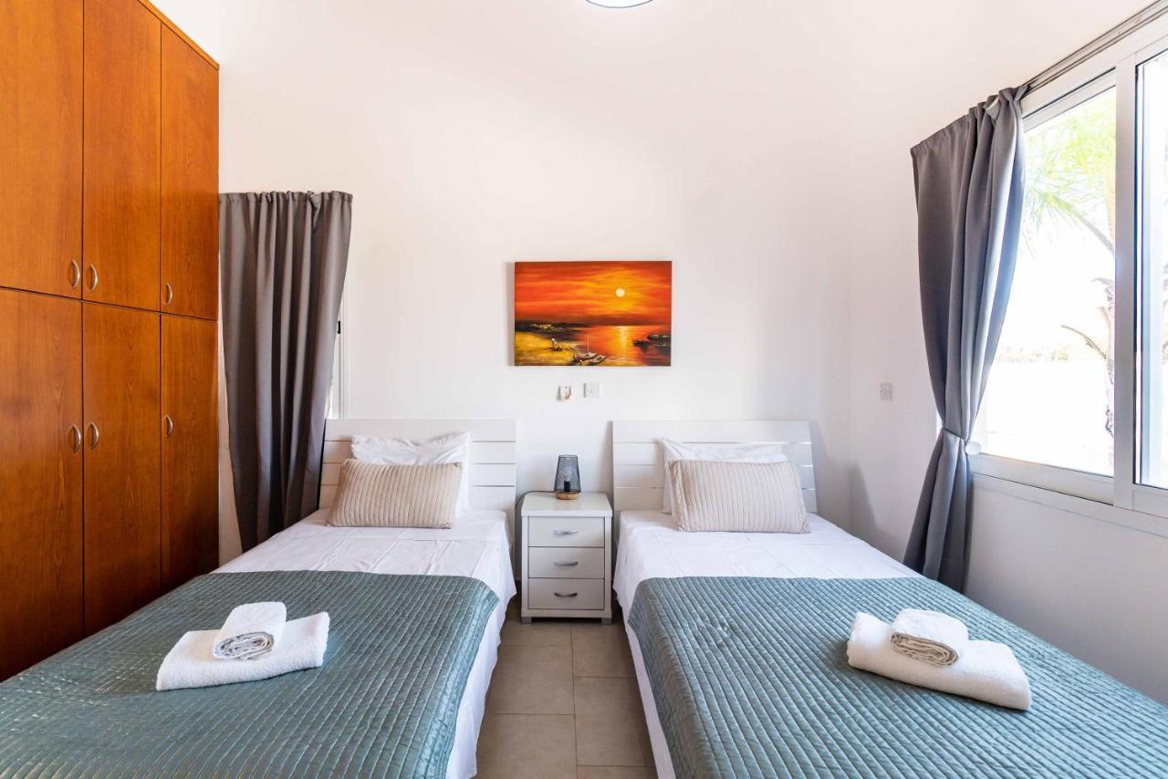 Bungalow Summerside Coral Bay Bagian luar foto
